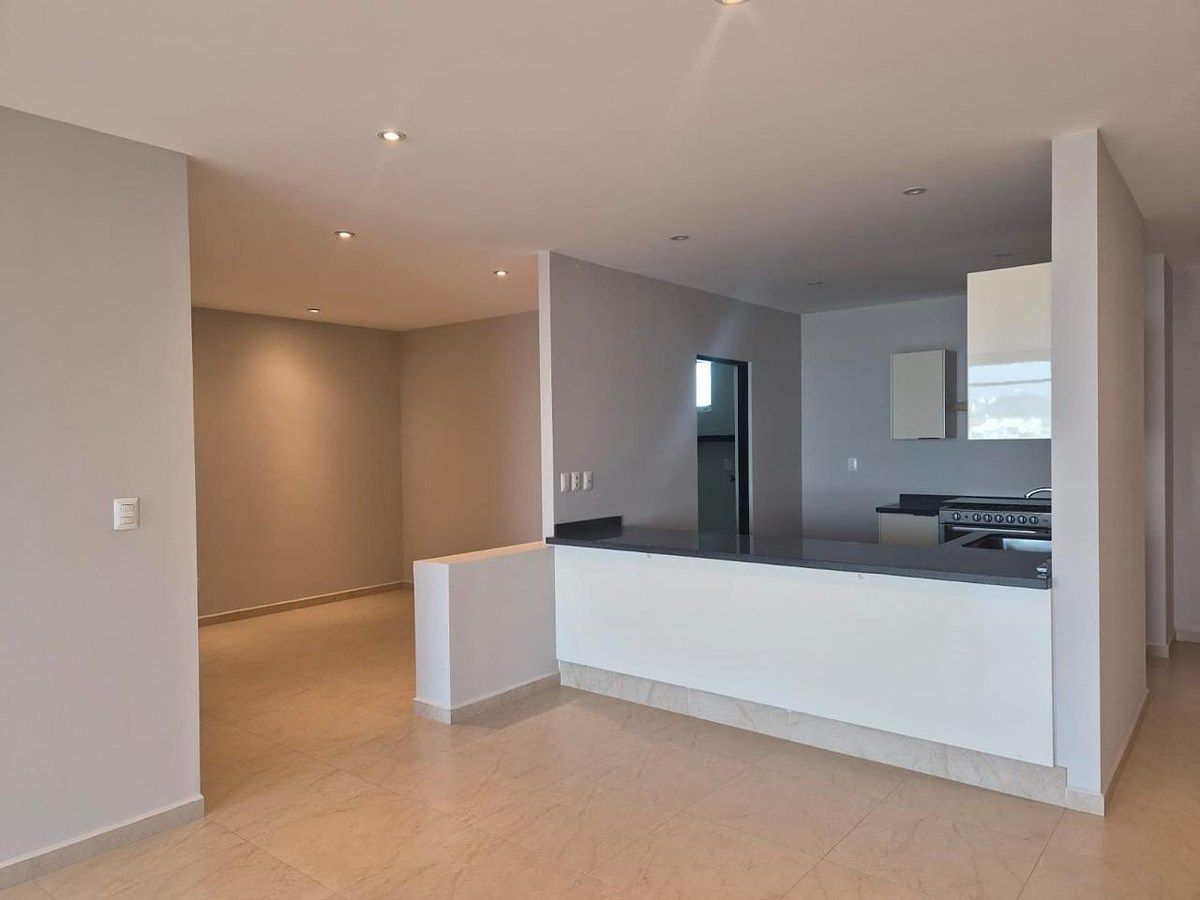 En venta departamento en Juriquilla, foto 1 de 19
