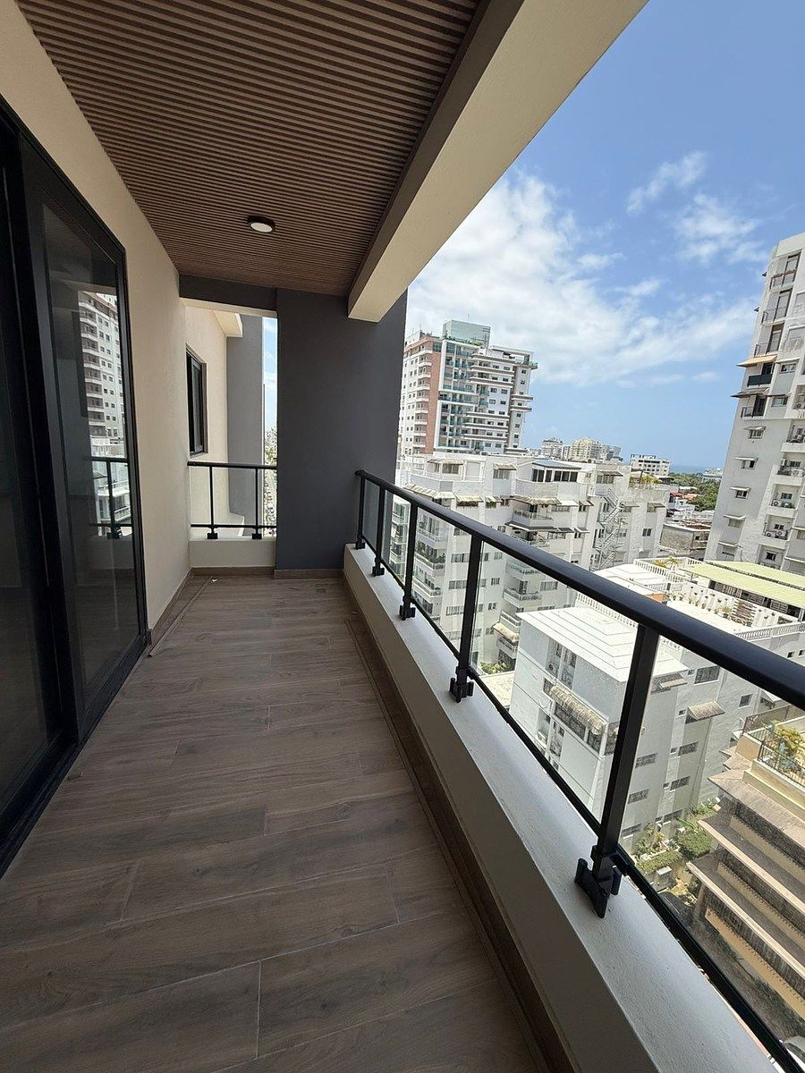 Apartamento en Urbanizacion Real, foto 1 de 13