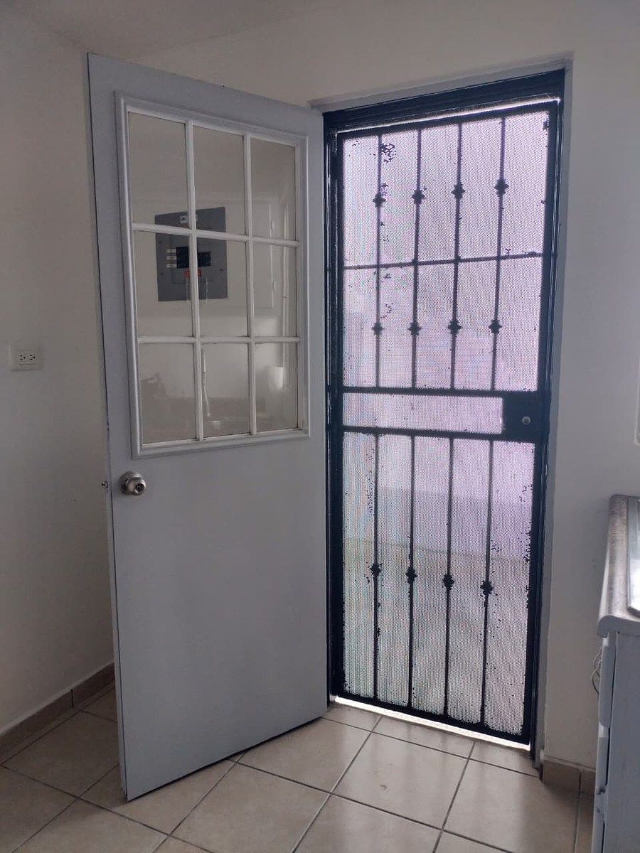 Casa em Los Encinos, Ensenada, foto 2 de 24