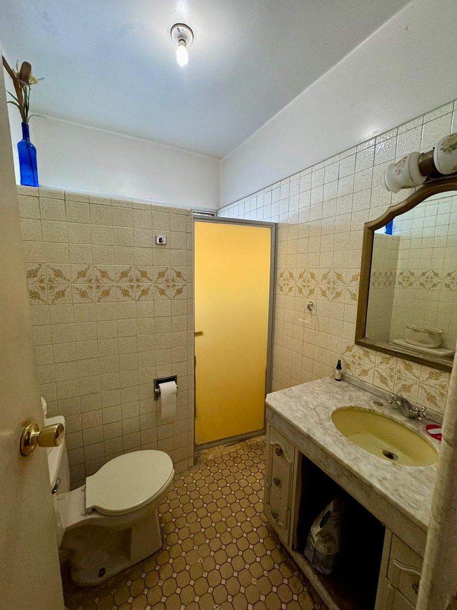 Baño completo recámara secundaria, foto 13 de 16