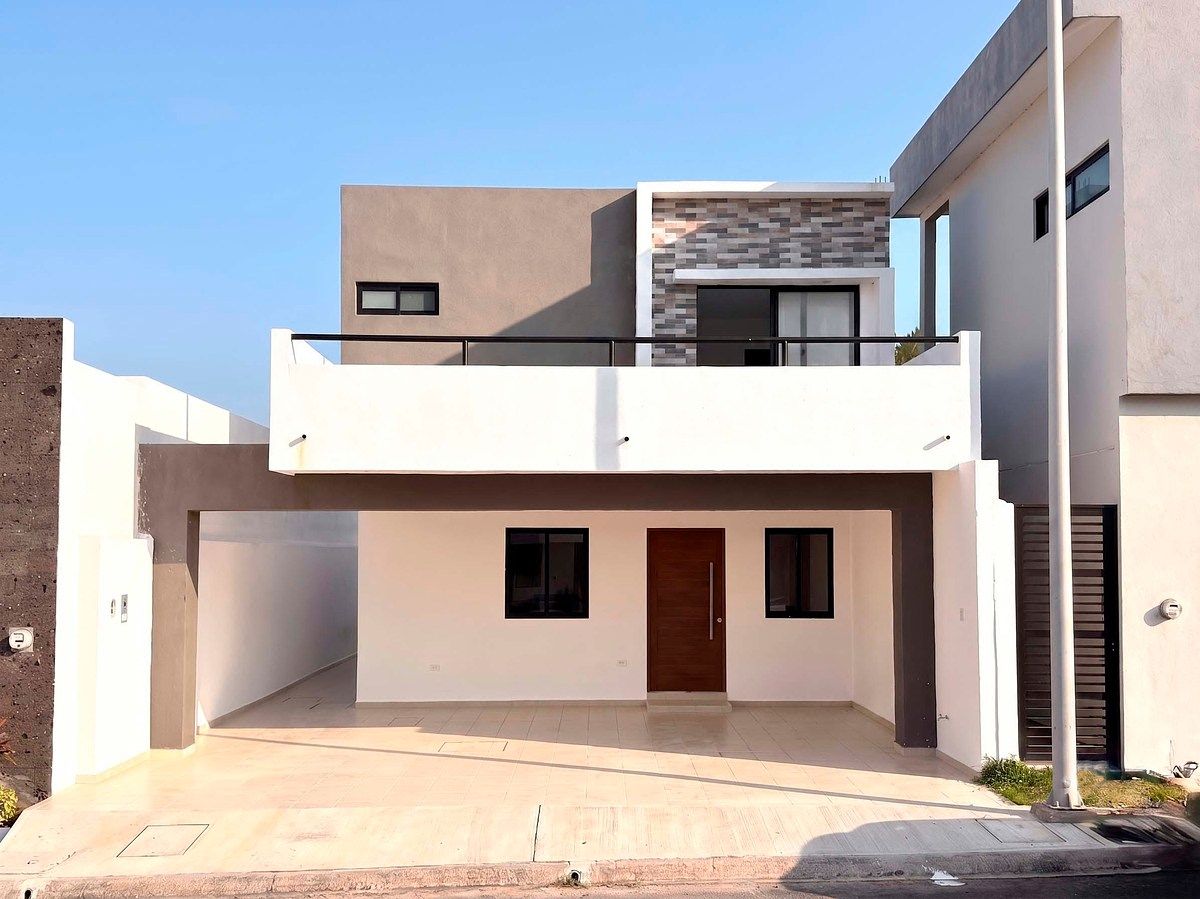 Casa de 3 habitaciones una en planta baja Lomas de la Rioja