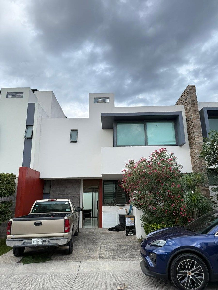 CASA RENTA PORTA REAL RESIDENCIAL ZAPOPAN, photo 1 of 25