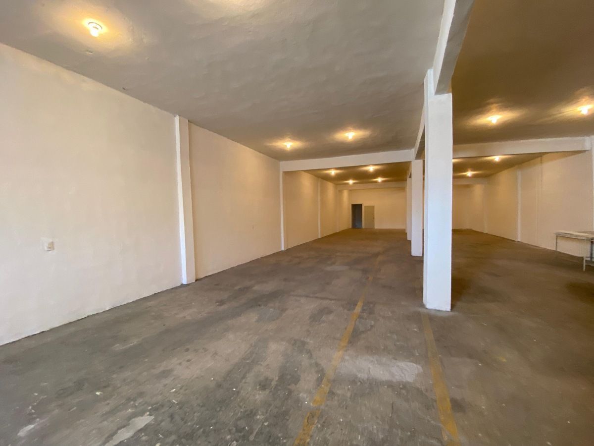 Bodega comercial en Villa Olímpica, Guadalupe, foto 13 de 18