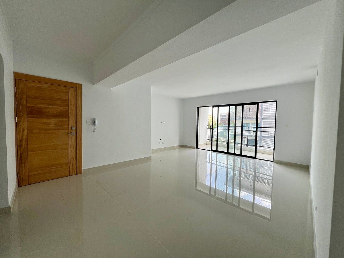 Apartamento a estrenar con dos terrazas privadas renacimiento, foto 1 de 35