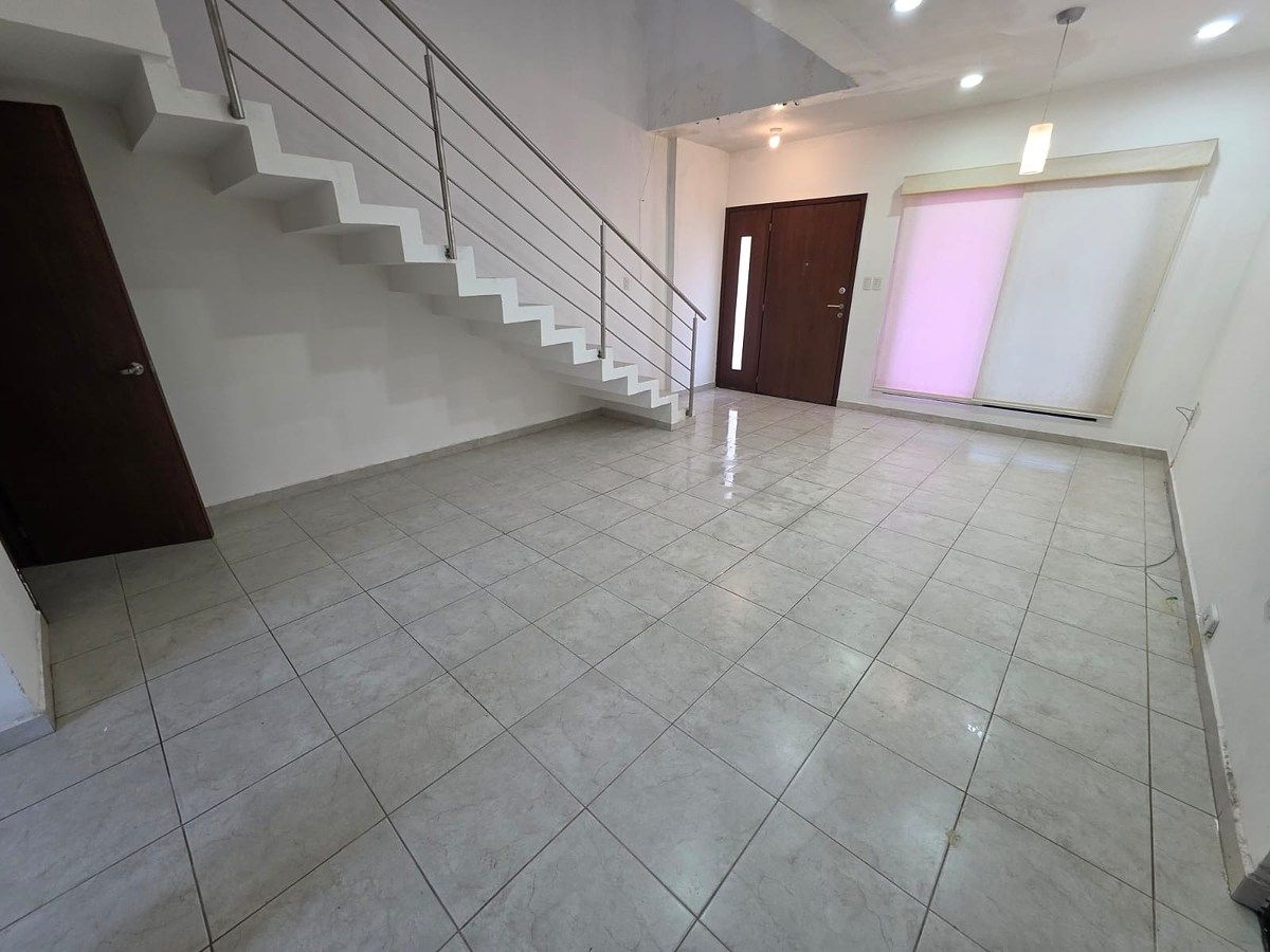 Casa en Lomas de la Rioja, Alvarado, foto 3 de 28