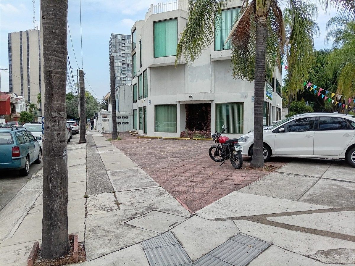 Building in Providencia 1a Secc, Guadalajara, photo 3 of 25