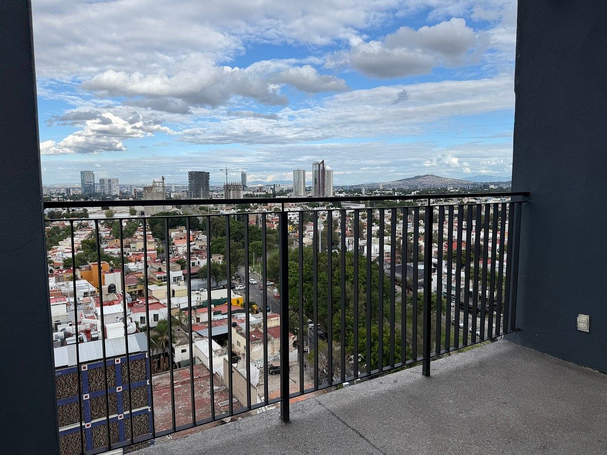Departamento en Jardines de La Patria, Zapopan, foto 19 de 29