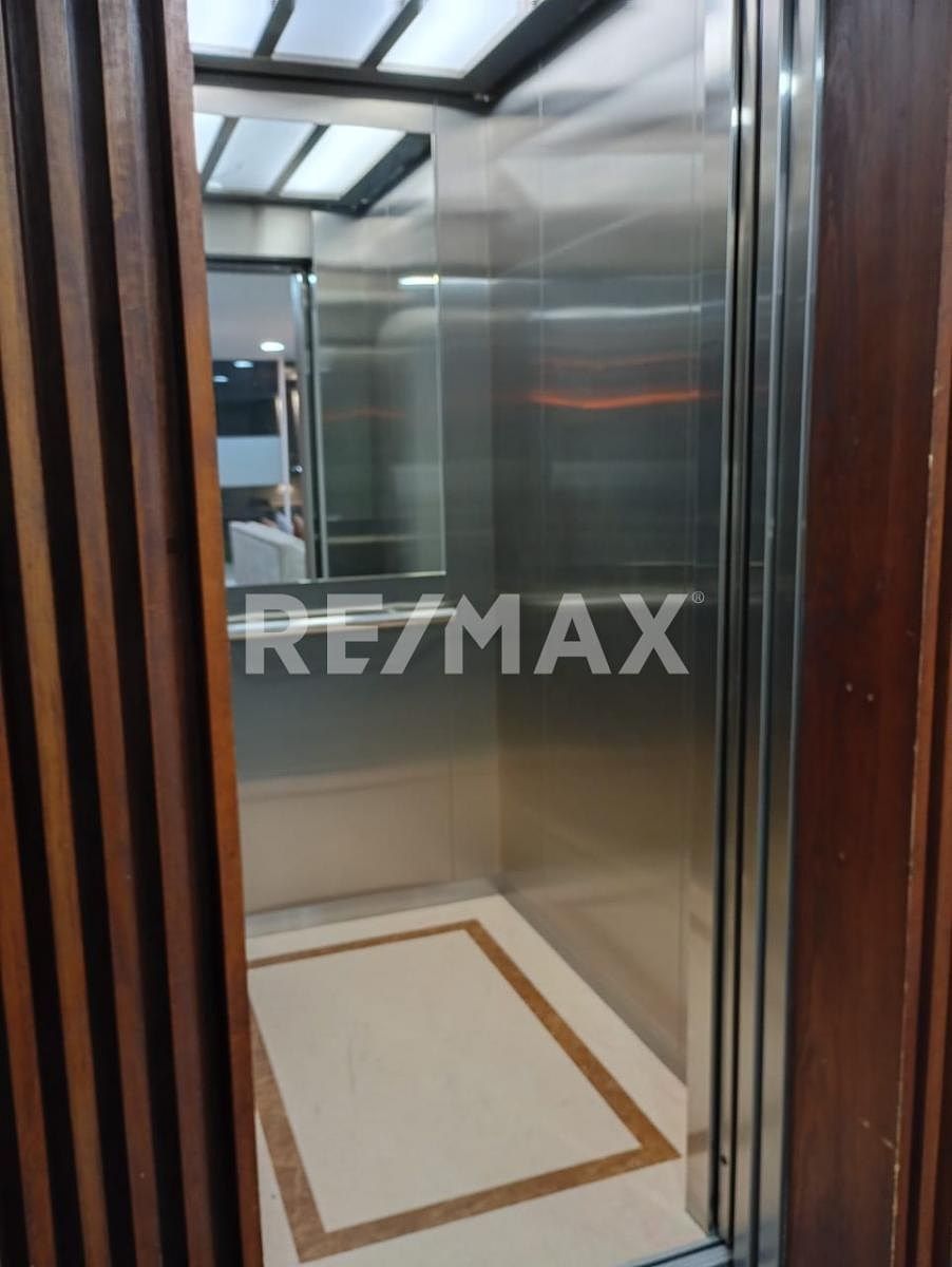 COMODO ELEVADOR, foto 9 de 12