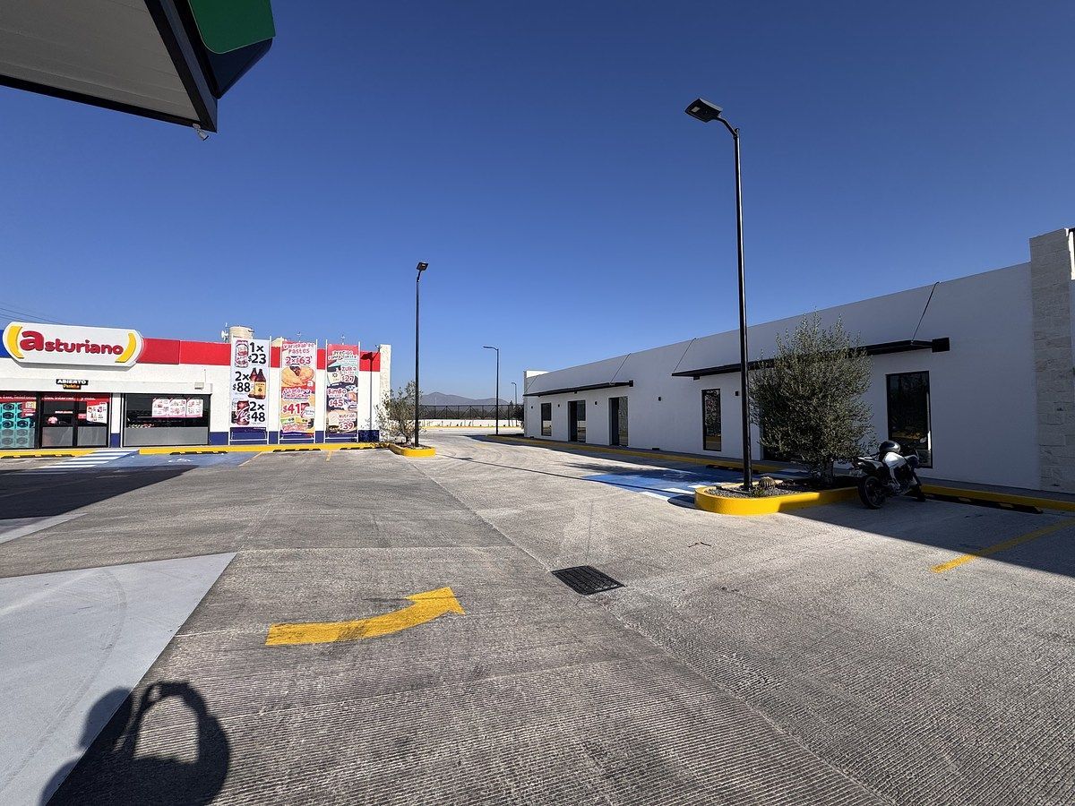 Retail Space in Amazcala, El Marqués, photo 9 of 16