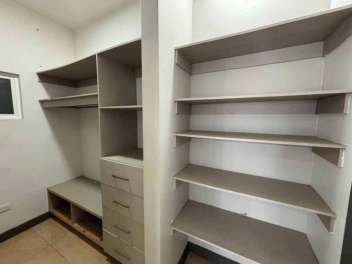 Walk in closet, foto 8 de 28