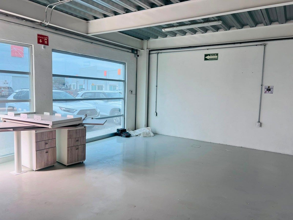 Bodega comercial en Ciudad del Sol, Querétaro, foto 15 de 18
