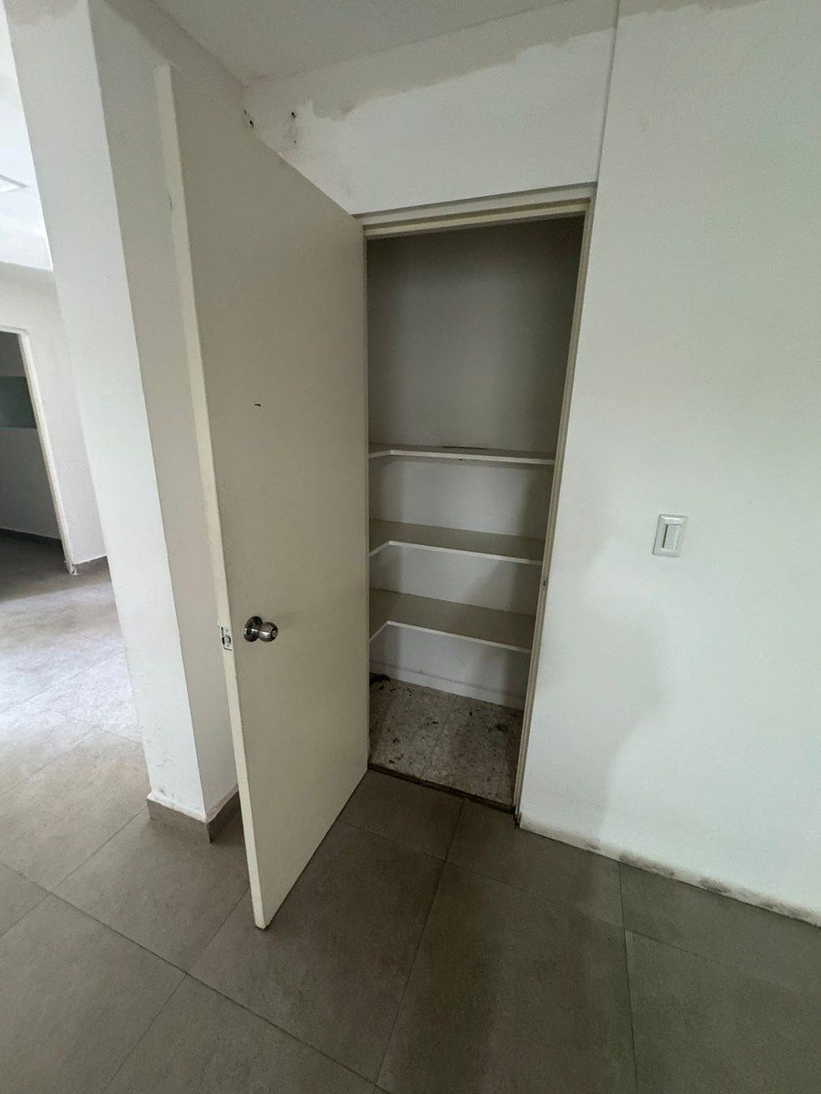 Local em Del Valle, San Pedro Garza García, foto 6 de 10