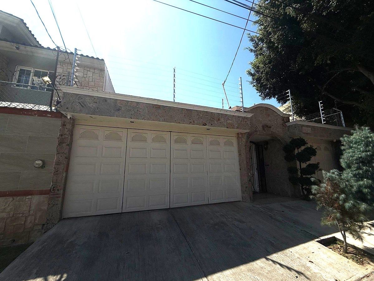 CASA EN VENTA COLOMOS PROVIDENCIA $13’000,000, photo 1 of 23