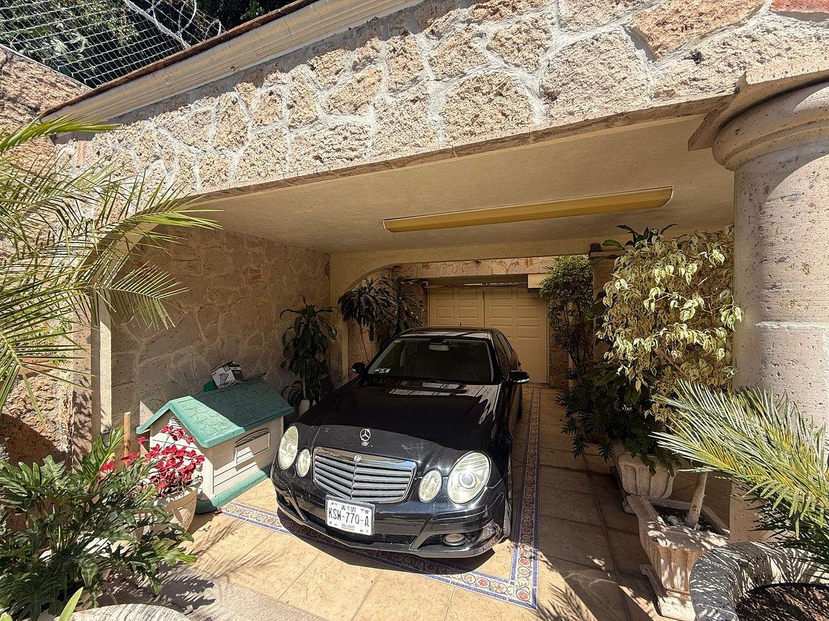 House in Colomos Providencia, Guadalajara, photo 5 of 23