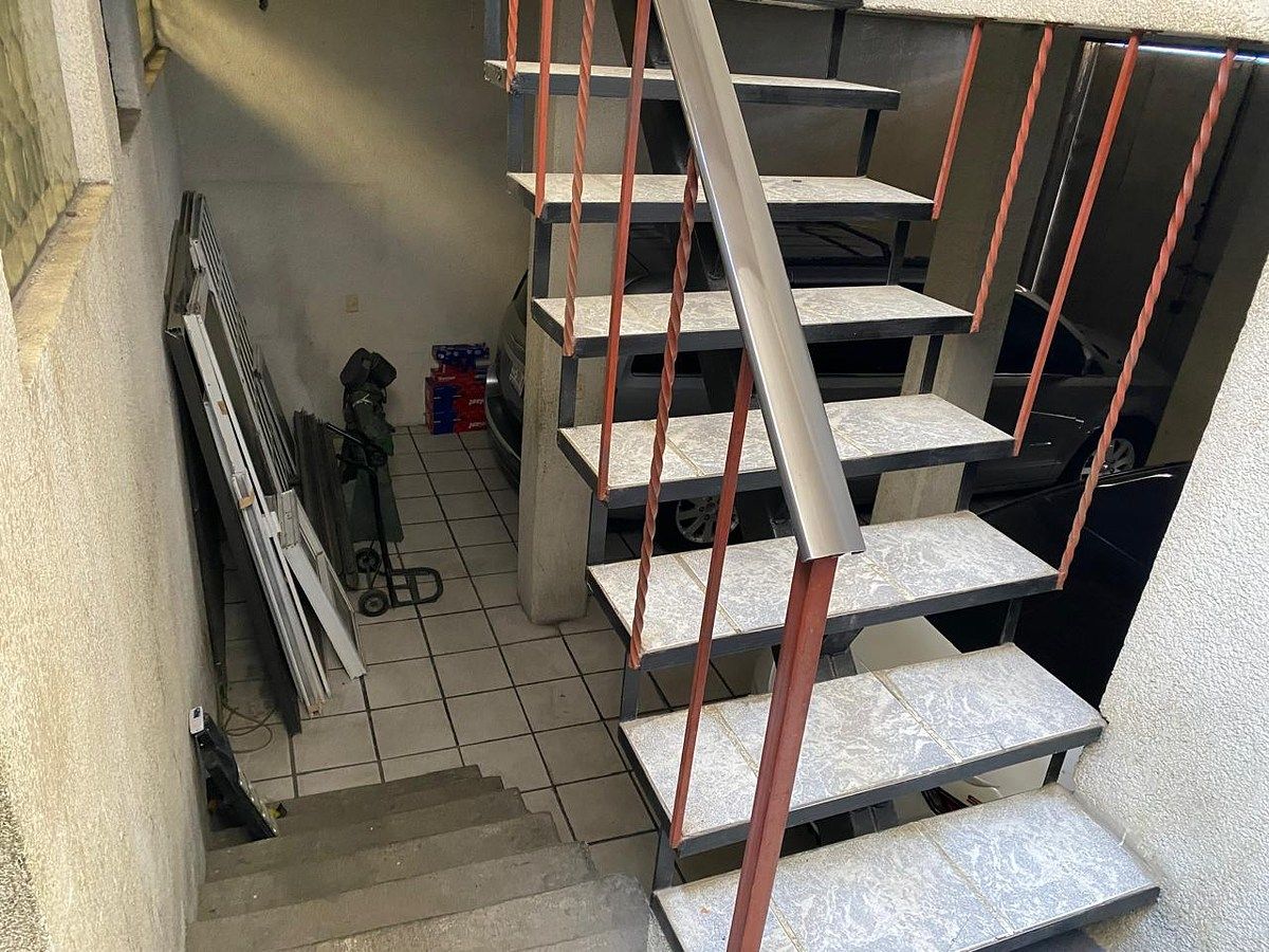 Acceso a Estacionamiento, foto 15 de 22