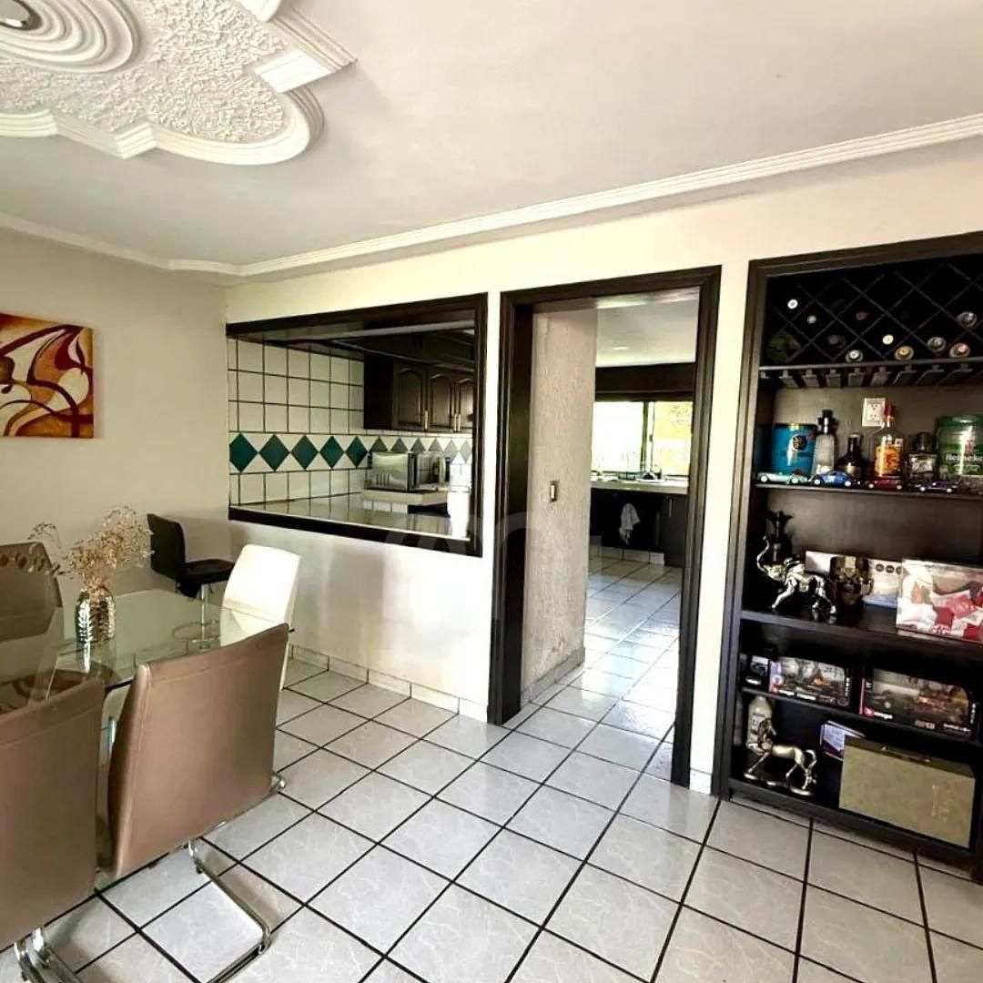 Casa em El Palomar Secc Jockey Club, Tlajomulco de Zúñiga, foto 4 de 10
