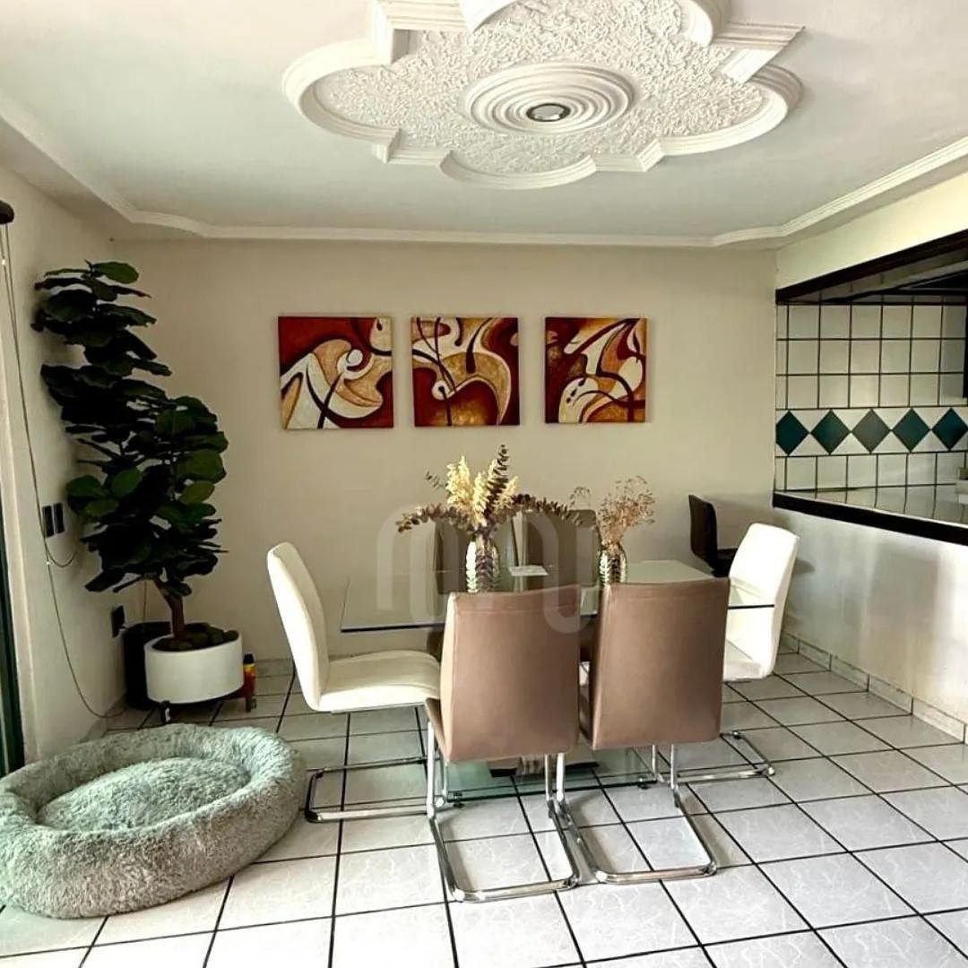 Casa em El Palomar Secc Jockey Club, Tlajomulco de Zúñiga, foto 5 de 10
