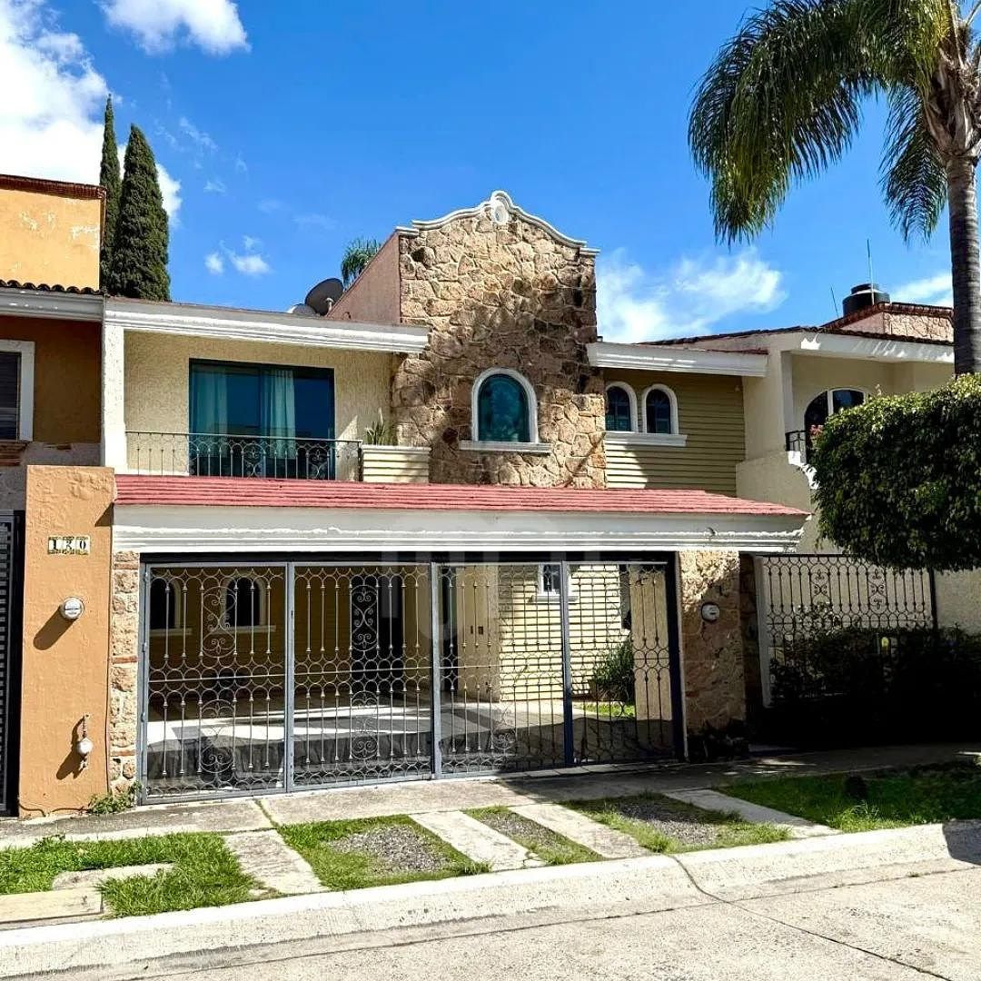 Casa en venta en El Palomar, foto 1 de 10