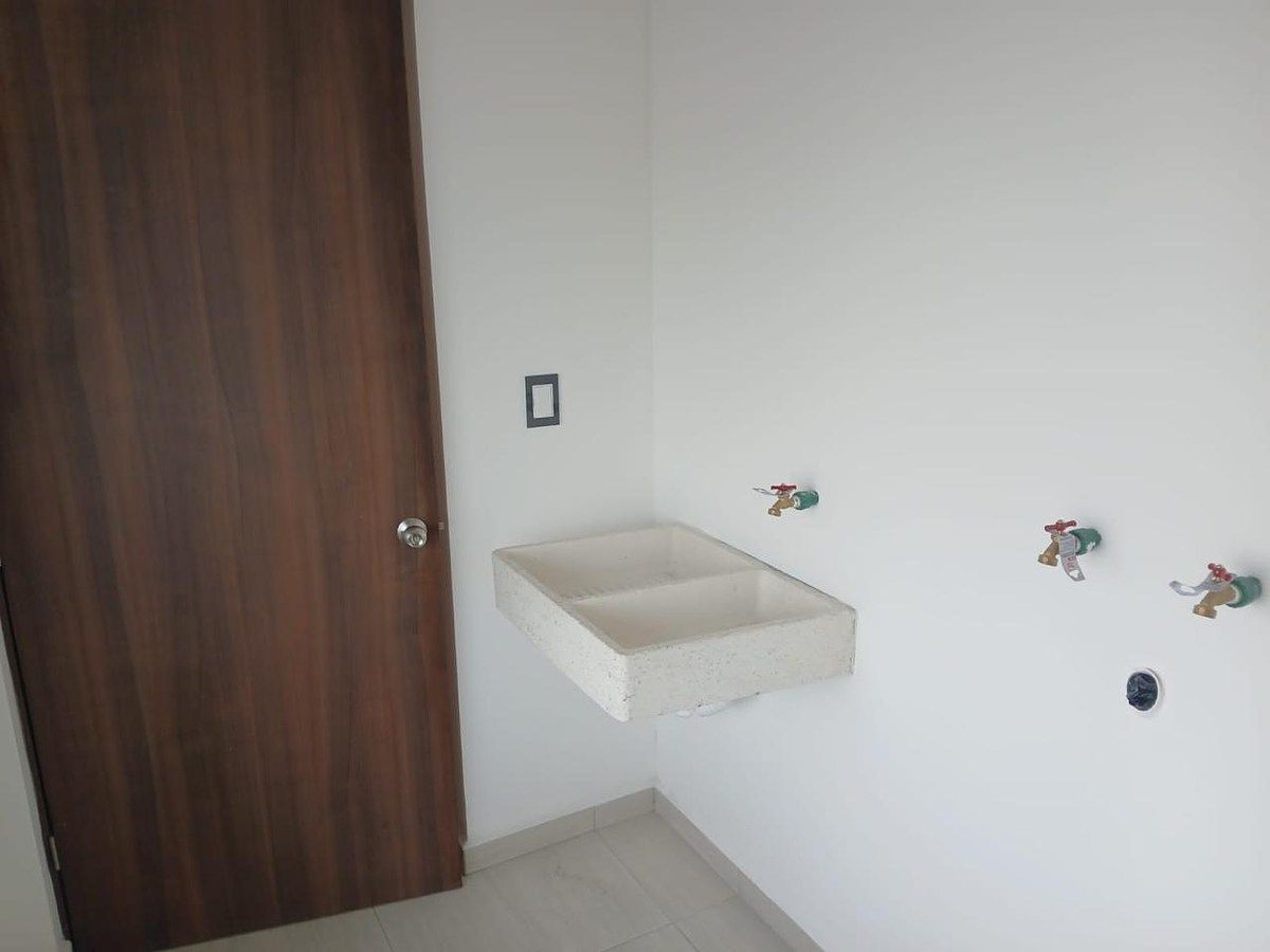 House in Ciudad Meseta, Querétaro, photo 10 of 30
