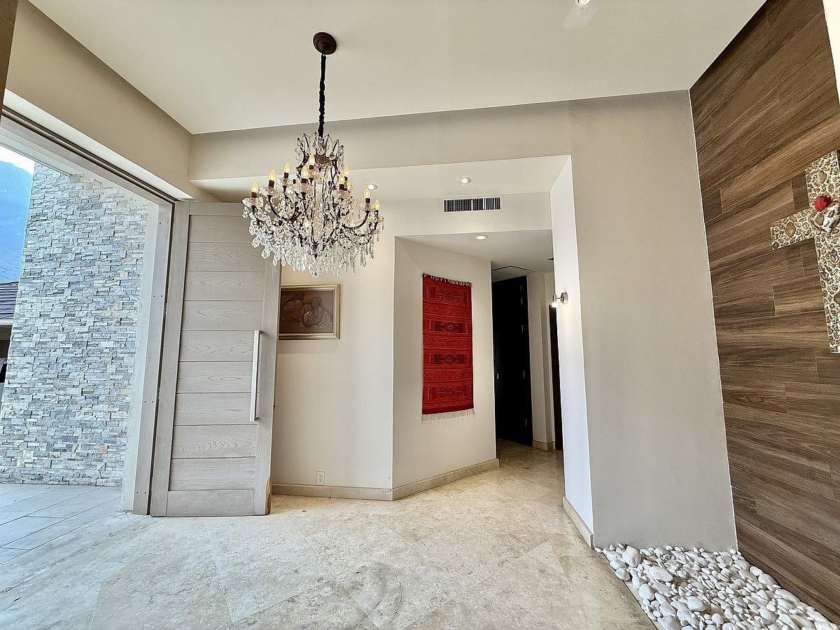 House in Jerónimo Siller, San Pedro Garza García, photo 3 of 18