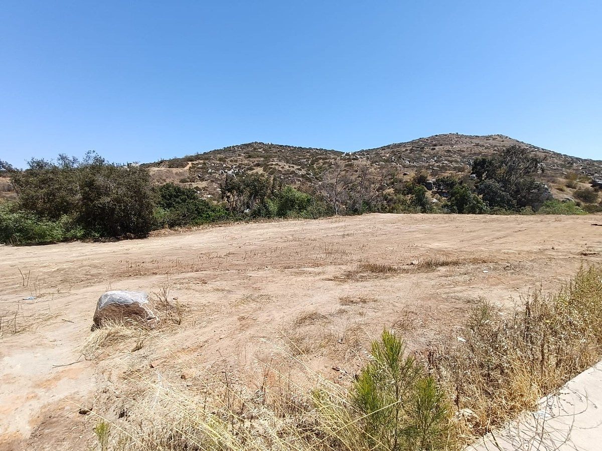 Commercial Lot in Los Encinos, Ensenada, photo 3 of 5