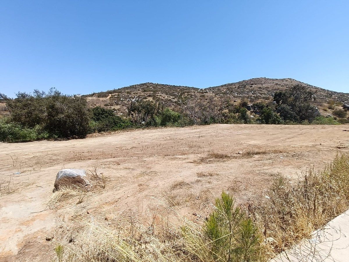 Commercial Lot in Los Encinos, Ensenada, photo 3 of 10