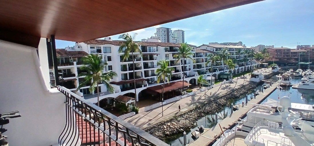 PENTHOUSE EN VENTA – MARINA VALLARTA, foto 1 de 10