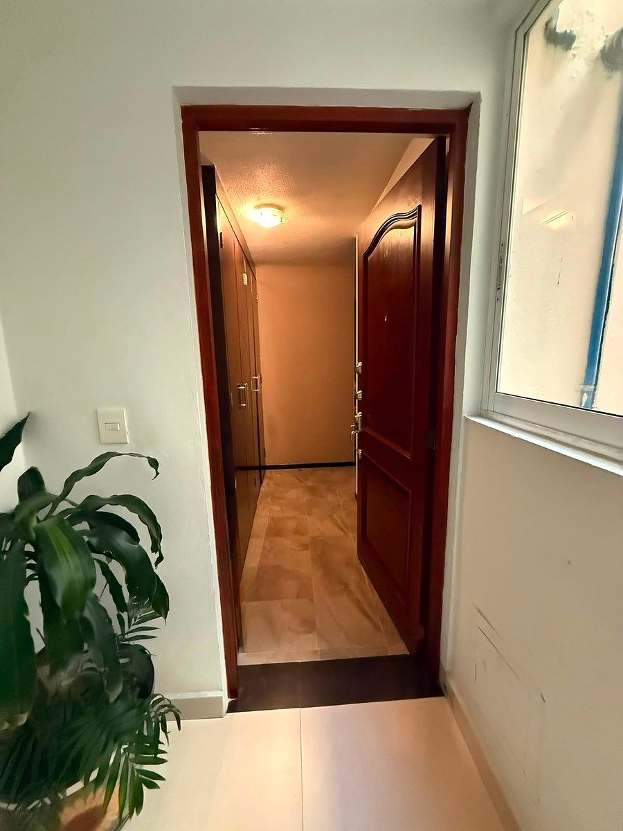 Apartment in Escandón I Sección, Miguel Hidalgo, photo 2 of 23