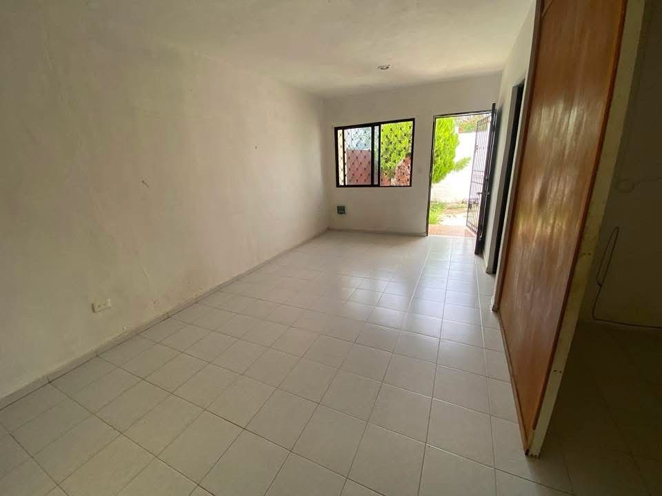 Casa en Juan Pablo II, Mérida, foto 3 de 17