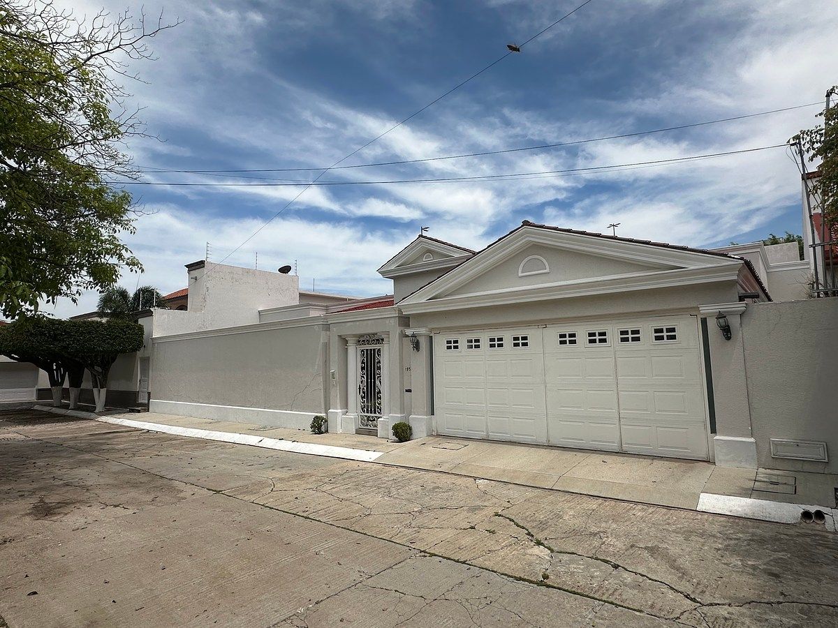 Casa en venta en Fraccionamiento Arboledas, foto 1 de 21