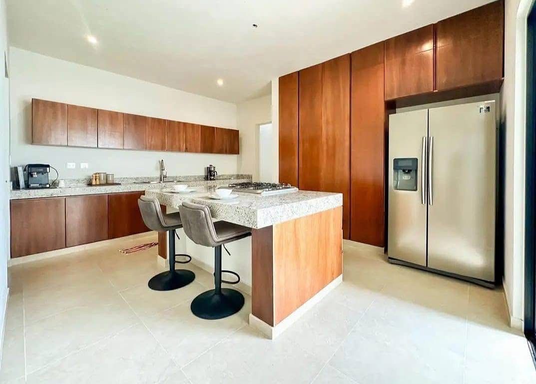CASA DE UN PISO EN PRIVADA UKUM CONKAL - foto 4