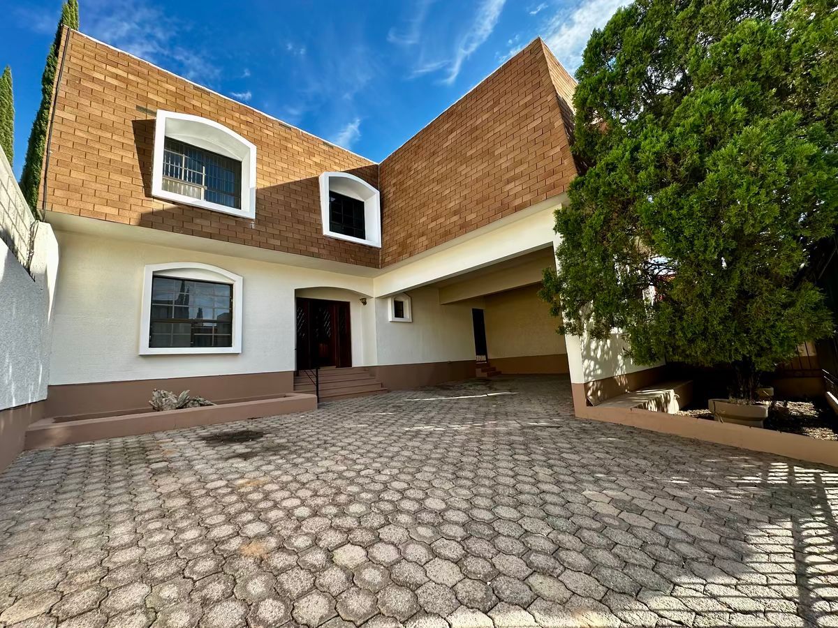 Venta Casa Quintas del Sol, photo 1 of 32