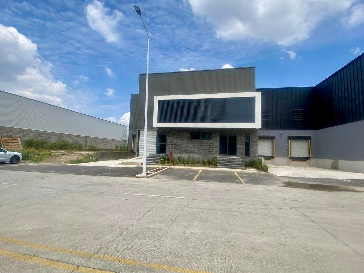 Galpão industrial em La Venta Del Astillero, Zapopan, foto 3 de 24