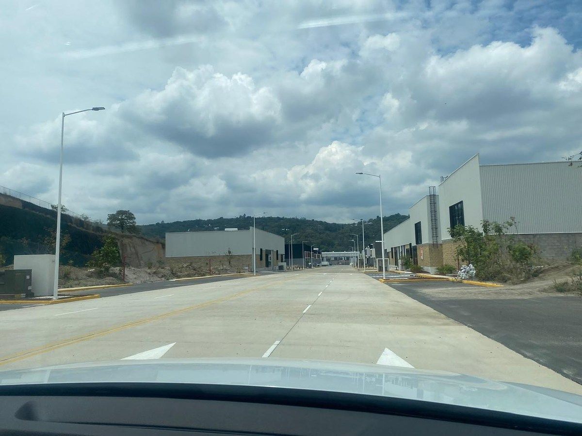 Galpão industrial em La Venta Del Astillero, Zapopan, foto 19 de 24