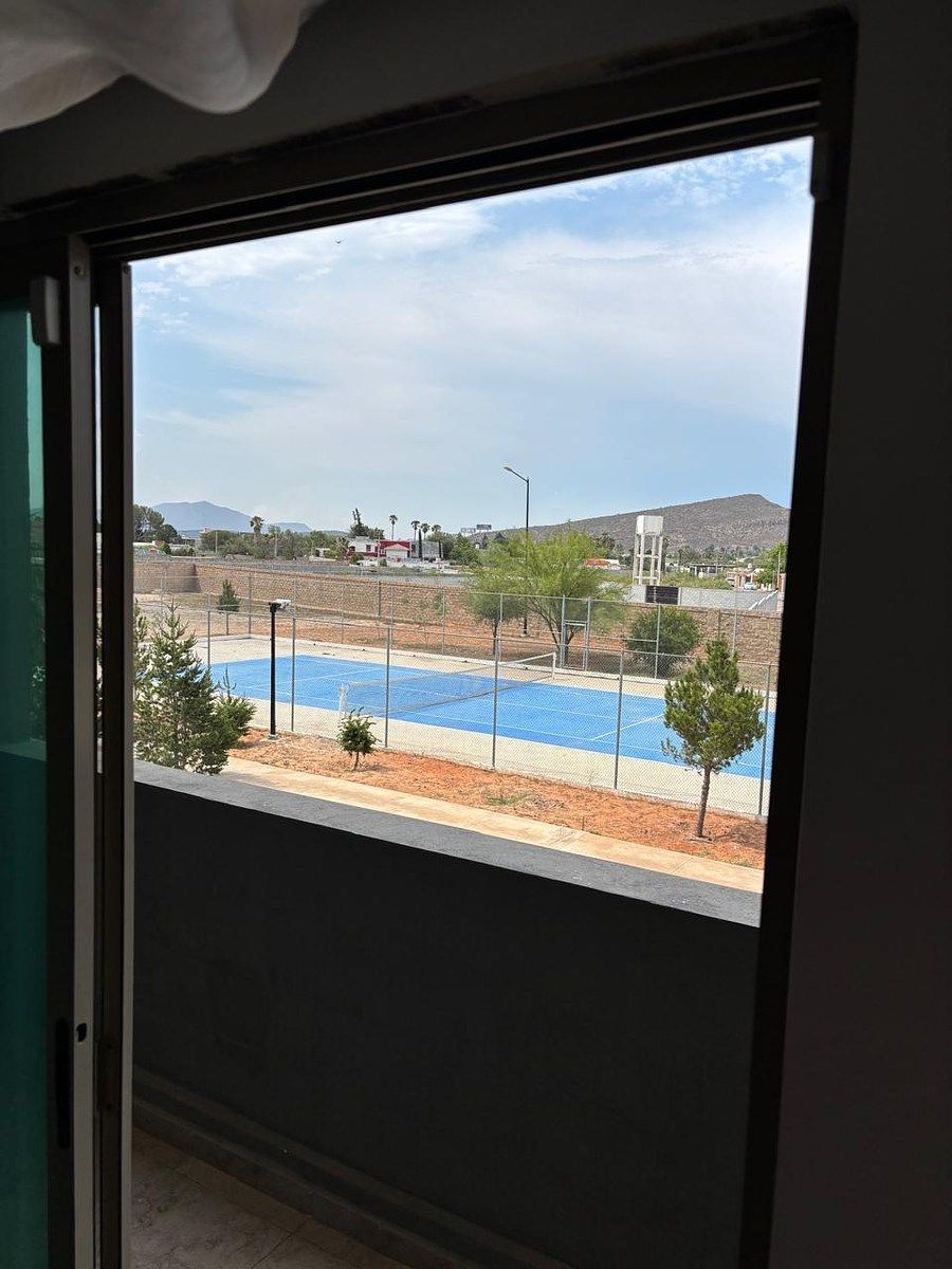 House in Privada Albatros, Saltillo, photo 11 of 20