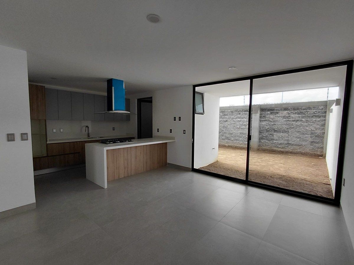 House in Portavedra Residencial, León, photo 5 of 29