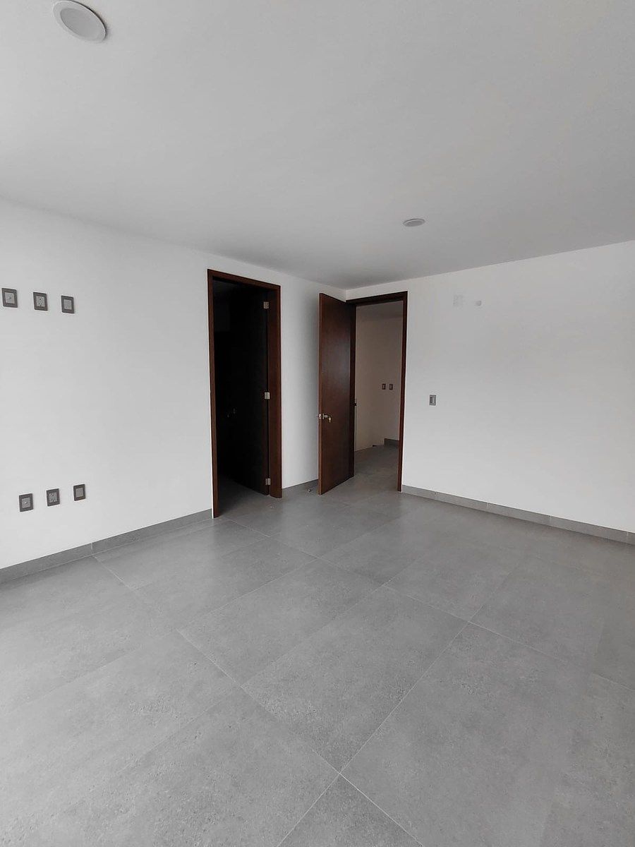 House in Portavedra Residencial, León, photo 23 of 29