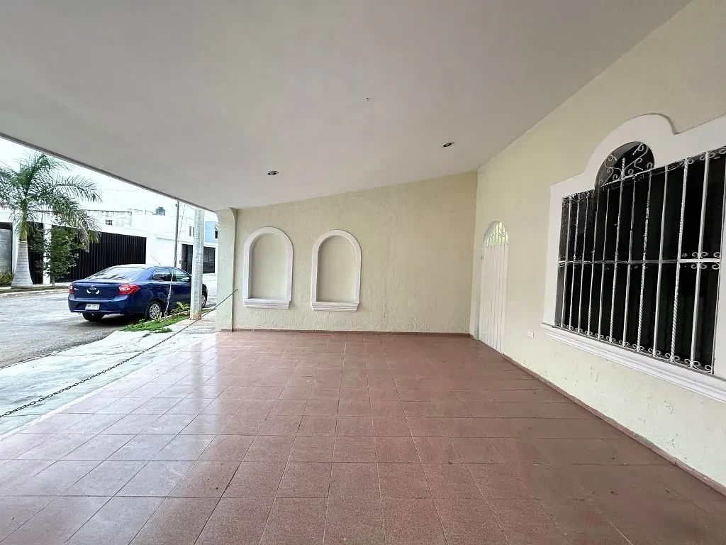 Casa en Jardines de Vista Alegre, Mérida, foto 2 de 23