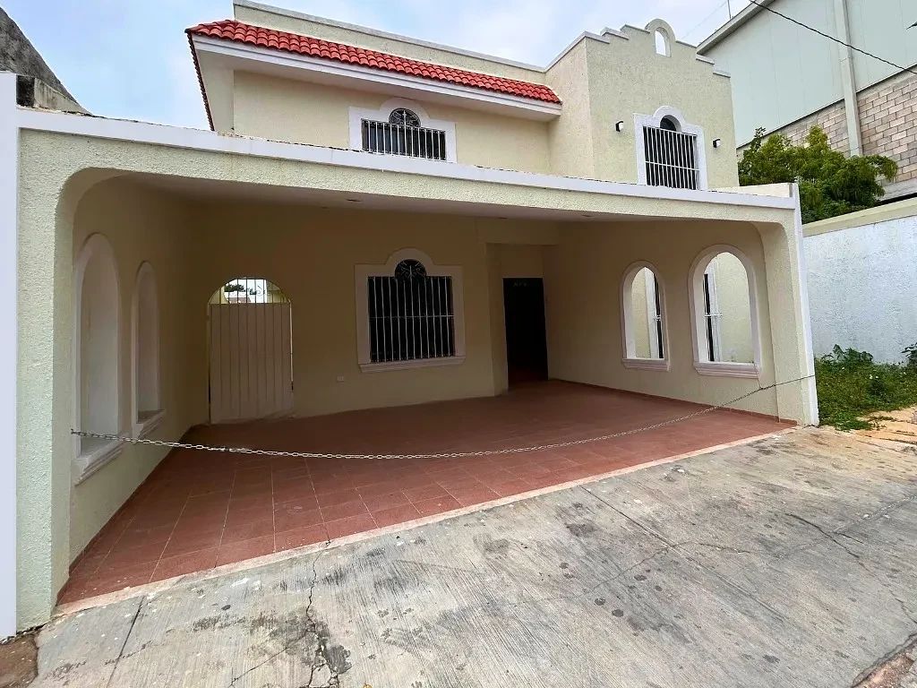 Casa en Venta en Jardines de Vista Alegre 4 recamaras, amplios espacios, foto 1 de 23