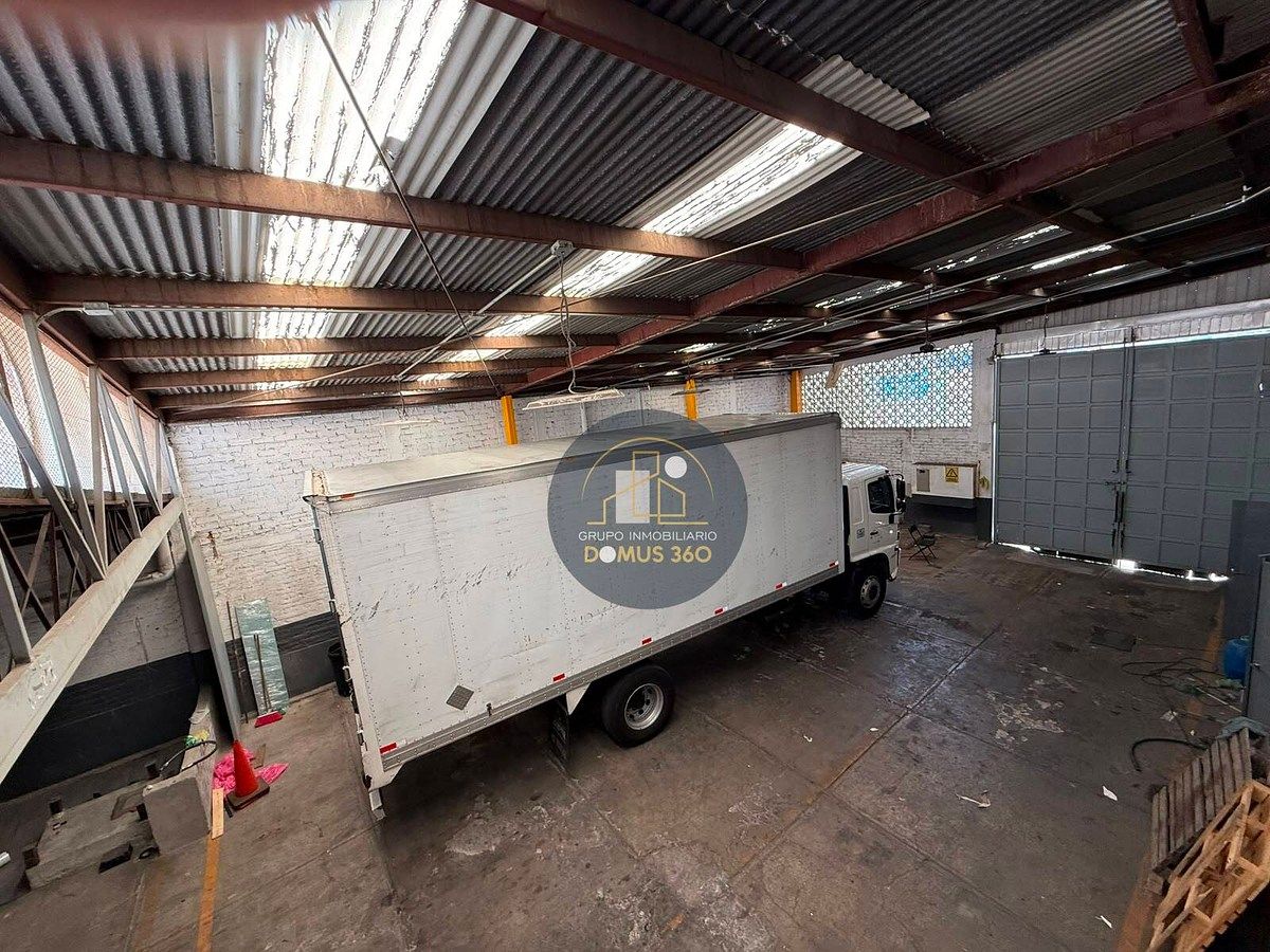 Bodega comercial en Purísima, Iztapalapa, foto 12 de 42