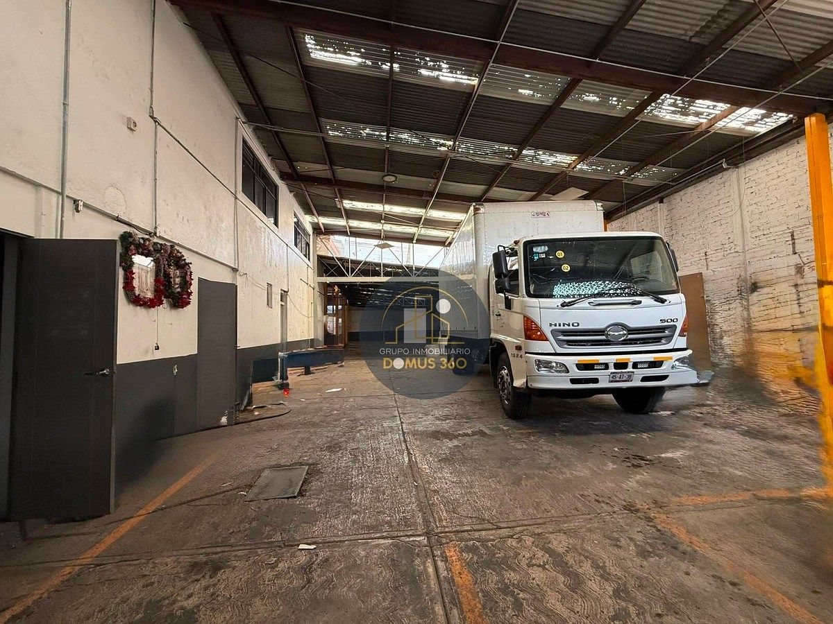 Bodega comercial en Purísima, Iztapalapa, foto 26 de 42