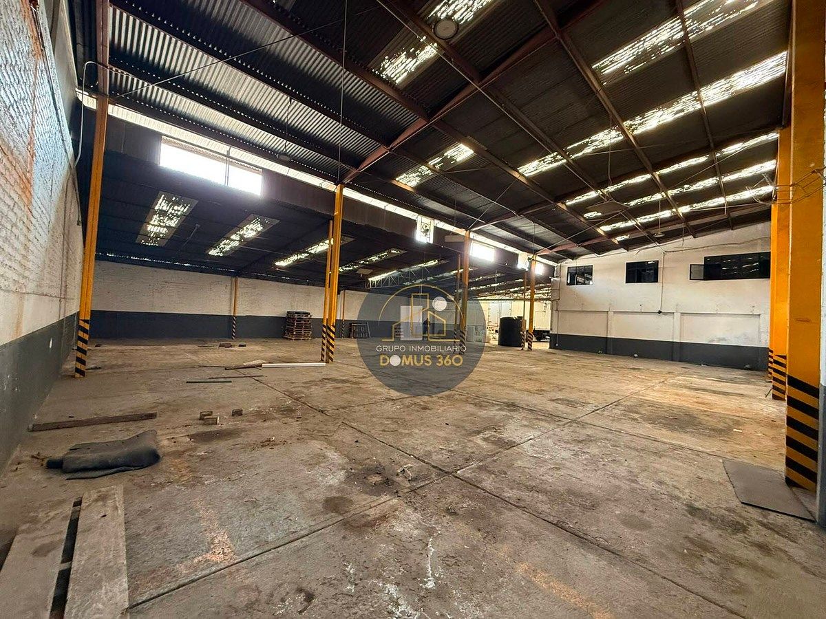 Bodega comercial en Purísima, Iztapalapa, foto 16 de 42