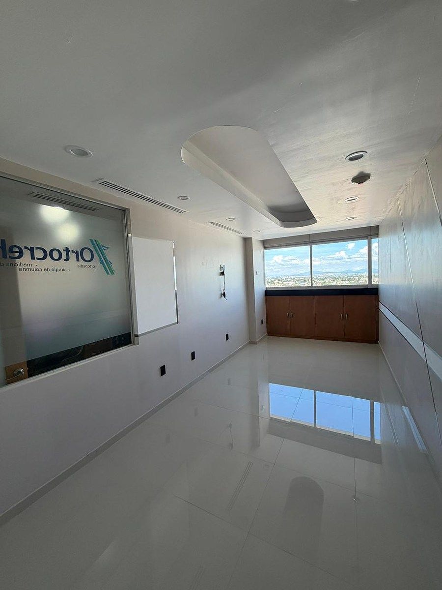 Sala Comercial em La Tijera, Tlajomulco de Zúñiga, foto 5 de 13