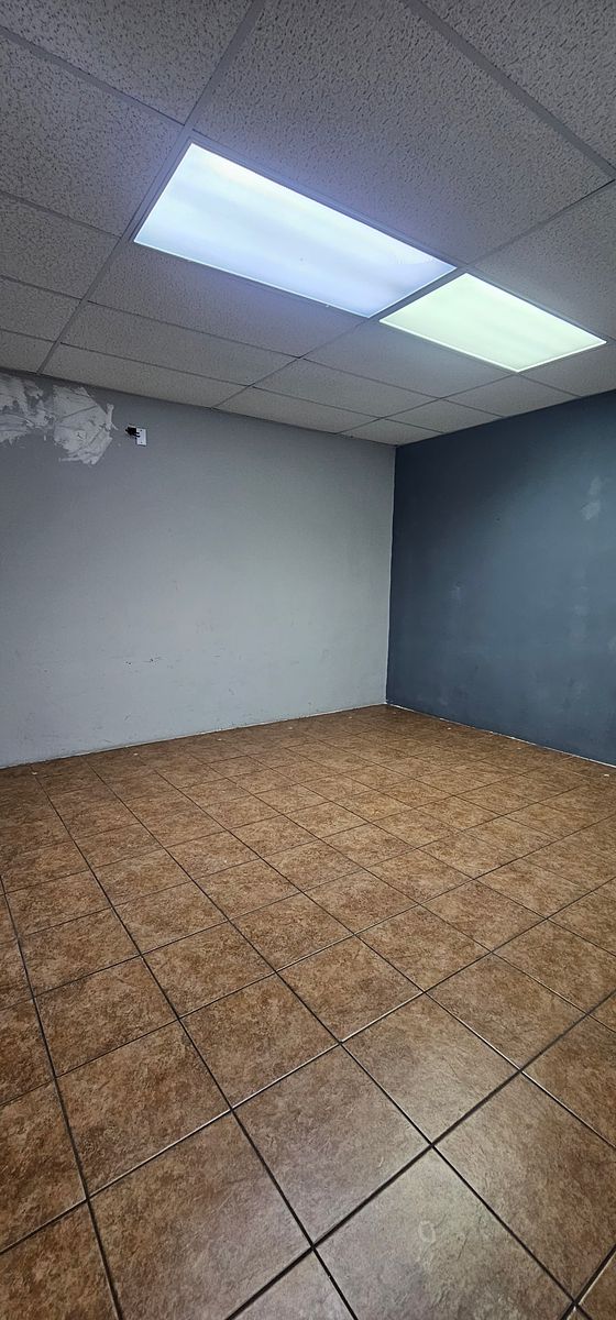 Building in Industrial, Mexicali, photo 19 of 23