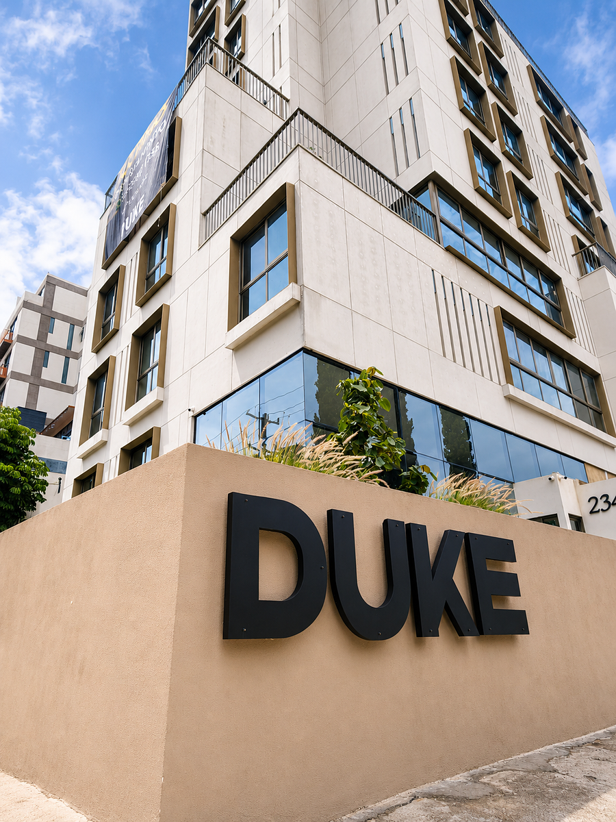 Depa en venta en Torre DUKE. Arcos Vallarta - foto 1