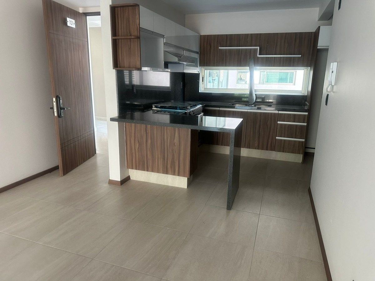 Apartment in Santa Cruz del Monte, Naucalpan de Juárez, photo 11 of 16