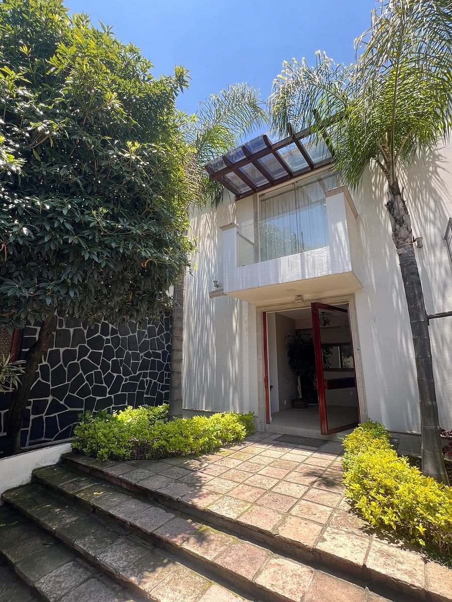 Entrada principal, foto 4 de 36