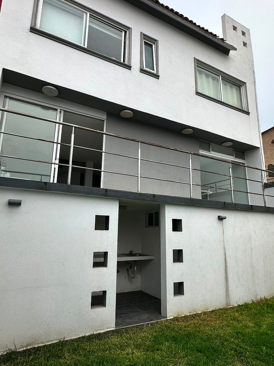 Se Vende Casa en Fuentes de Satélite, photo 1 of 35
