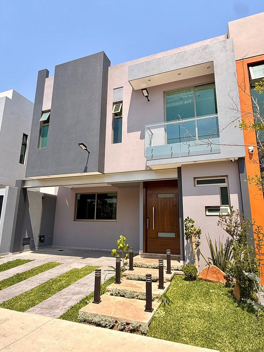 Casa Nueva en Venta en Jardín Real, Coto Privado, photo 1 of 20