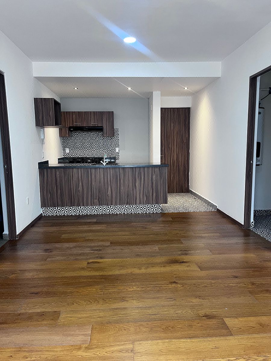 VENTA DE DEPARTAMENTO  EN LA CUAUHTÉMOC, COL. SAN RAFAEL, photo 1 of 18